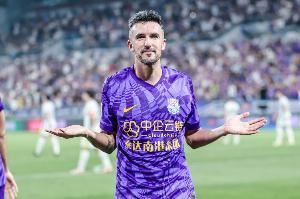 津媒:津门虎三伤员客战玉昆能否出战仍未知 基莱斯累计4黄停赛