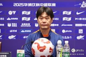李霄鹏:不管对手是谁、在谁身上拿分 我们都会不遗余力的去比赛