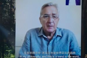 伊万:单后腰是世界足坛趋势,我想改变国足保守踢法并且也奏效了
