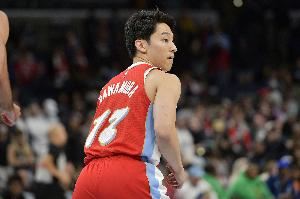 媒体人:公牛签河村勇辉一开始有票房考虑 他打G联盟比赛毫无问题