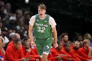0失误控锋!弗拉格NBA首胜22分4板4助😤生涯首个20+!