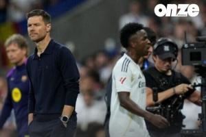 记者:维尼修斯今早向教练道歉了,但他致歉没提阿隆索也是故意的