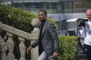  埃弗拉：我在莫耶斯时期曾觉得自己踢得像屎 这一代球员感觉很软