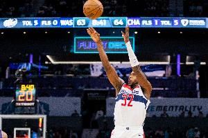 给我查,严查!米德尔顿末节5中1&加时2失误 CJ末节+加时合计7中1