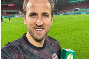 梅开二度,凯恩当选德国杯官方拜仁4-1科隆全场最佳球员