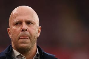 小雷:斯洛特本场的阵容安排犯错了,我原本以为他会派出更强阵容