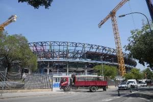  人气火爆！跟队记者：巴萨诺坎普公开训练门票已售罄