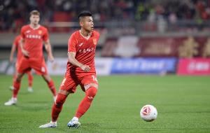 黄希扬：希望在向余望们身上能实现全国球迷的愿望，走向世界杯