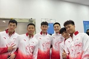  王睿泽晒多张全运会夺金后合影：值得回忆一辈子的经历 感恩🏆