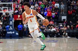  老鹰展翅！老鹰5连胜赢的全是西部对手 包括最近的四连客场